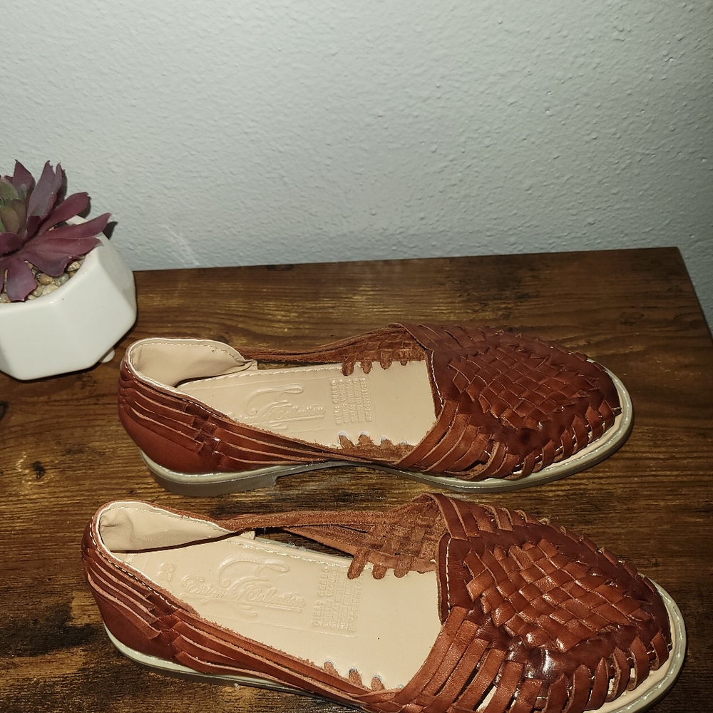 Leather sandals - Never worn